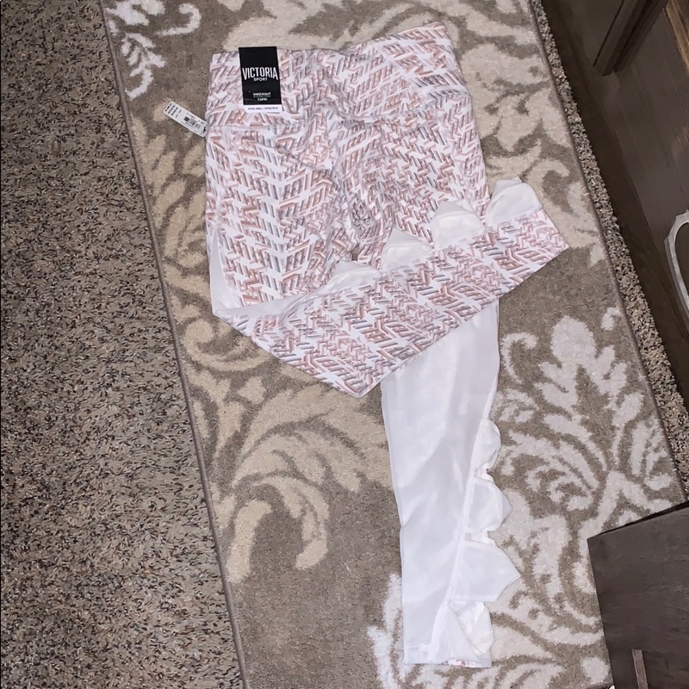 VICTORIA SECRET knockout yoga Capri